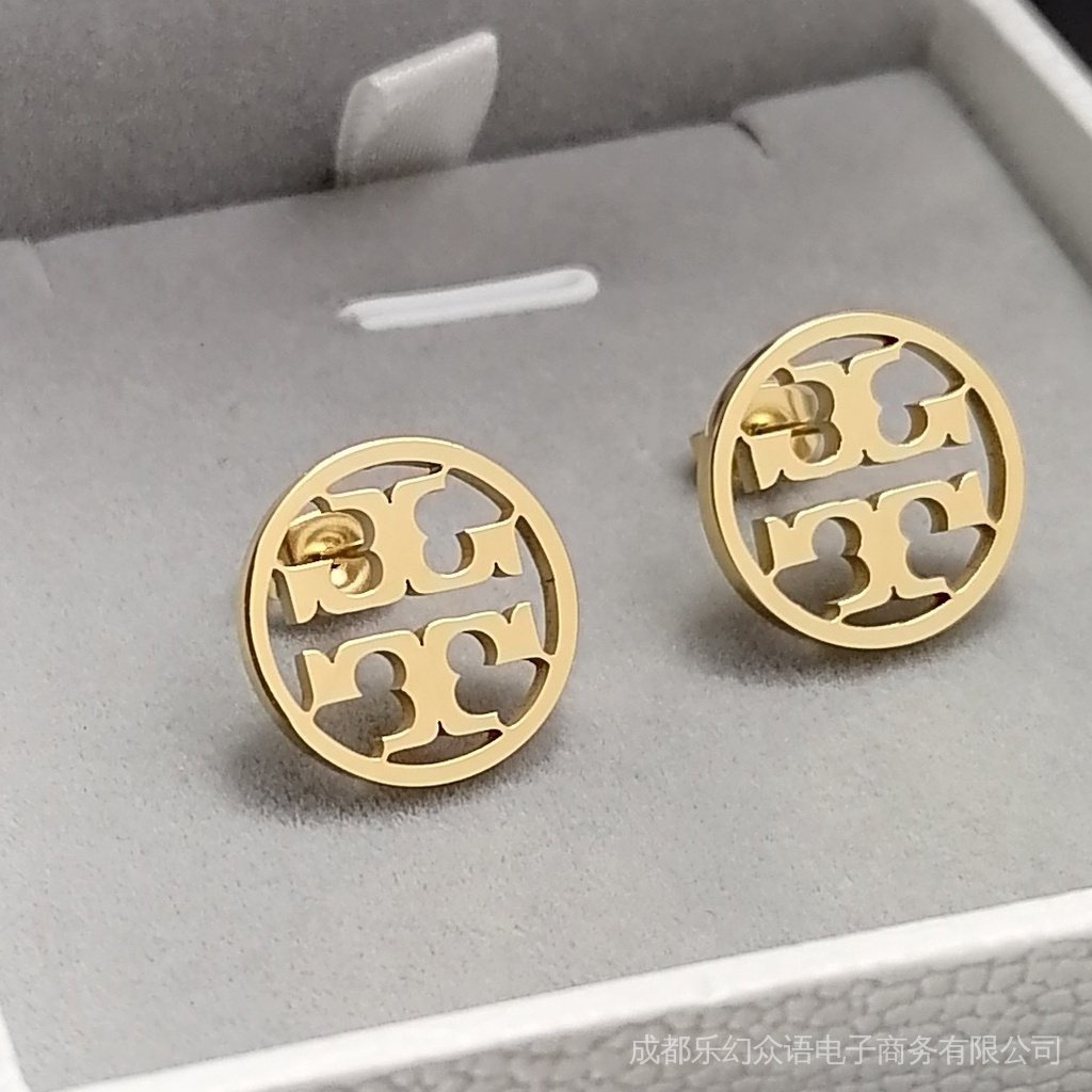ใหม่ร้อนคุณภาพสูงแฟชั่นผู้หญิง arring สร้อยข้อมือเข็มขัดเครื่องประดับ S925 สแตนเลสสตีลสร้อยคอแหวนไม่มีภูมิแพ้ไม่ซีดจางกระเป๋า Cartieres touses super quality อาซลู