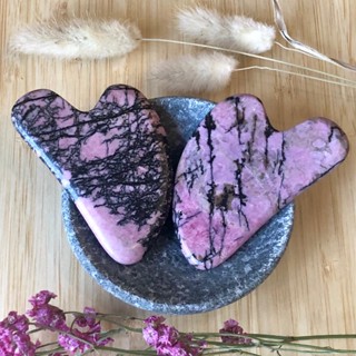 Rhodonite Gua Sha กัวซาหิน โรโดไนต์ หินหายาก เกรด คัดพิเศษ