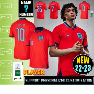 เสื้อกีฬาแขนสั้น ลายทีมชาติฟุตบอล England 22-23 ชุดเยือน สีแดง ไซซ์ S-2XL