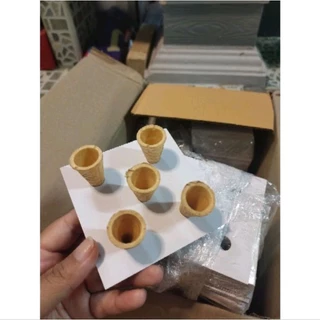 สินค้าพร้อมส่ง โคนมินิ โคนจิ๋ว แบบแบ่งขาย 1ห่อ125 ชิ้น และ 2 ห่อ 250 ชิ้นราคาถูก