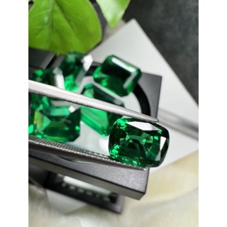 Synthetic emerald 9x7mm  1 pieces