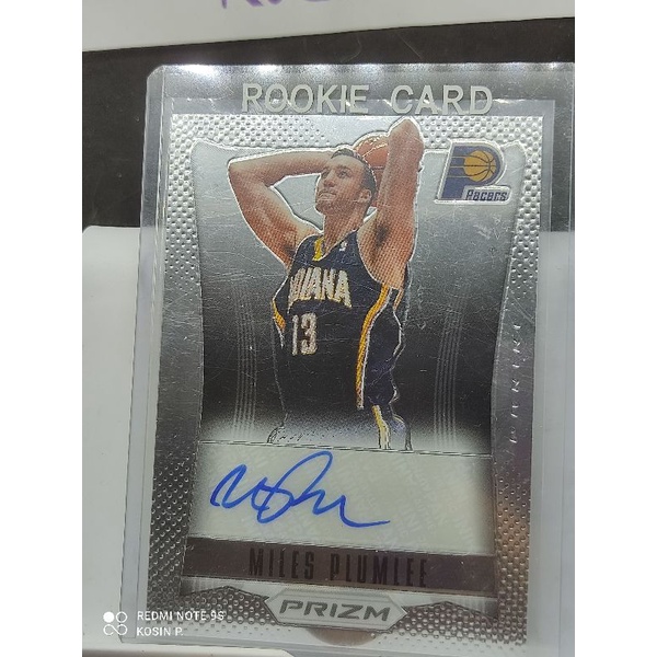 การ์ดลายเซ็นต์ Miles Plumlee Panini Prizm ทีม Pacer Rookie card สภาพสวย นักสะสม ลายเซ็น ไม่ควรพลาด