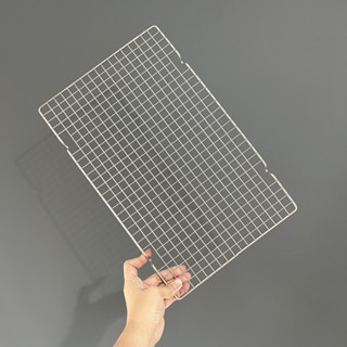 ตะแกรงพักขนม # 1 (กว้าง 25.5 cm x ยาว 40.5 cm x สูง1.5 cm) Drying Rack ตะแกรงเคลือบพักขนม ตะแกรงพักขนมแบบเคลือบทนร้อน