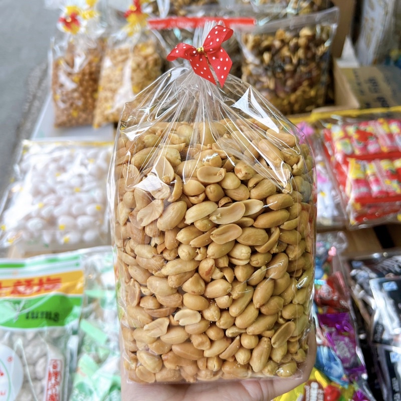 ถั่วลิสงเลาะเปลือกอบเกลือ  นน. 1 kg.