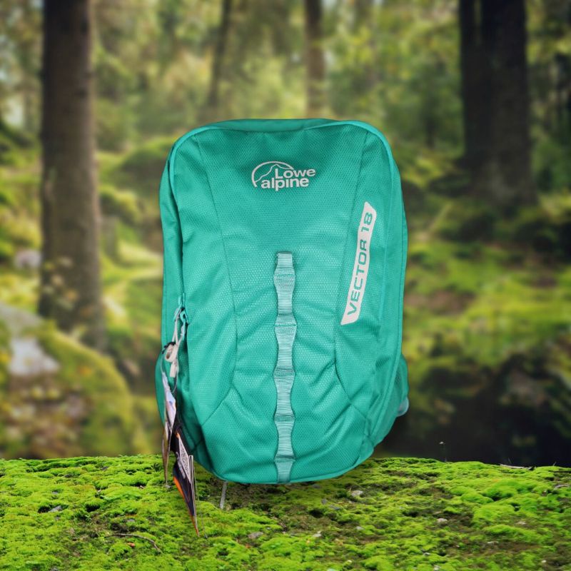 กระเป๋าเป้ ยี่ห้อLOWE ALPINE	 รุ่นVECTOR	18L	DAY สี PACKPINE