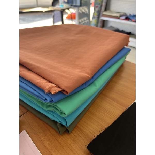 ผ้าไนล่อน100%  ผ้ากีฬา รุ่นบาง ลายAuto man หน้า58”/59”