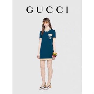 เดรสไหมพรม คอกลมแขนสั้น GUCCI ตัดสีที่ขอบ แต่งกระเป๋าที่อกปักลาย GG สวยสุด หรู ดูดีสุดๆ ไปเลยคะ (งานจริงสวย)