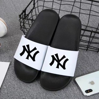 Fashion home slippers รองเท้าแตะ รองเท้าแฟFชั่น ใส่สบาย รองเท้าแตะผู้ชาย รองเท้าแตะผู้หญิง (YN) พร้อมส่ง TXB39