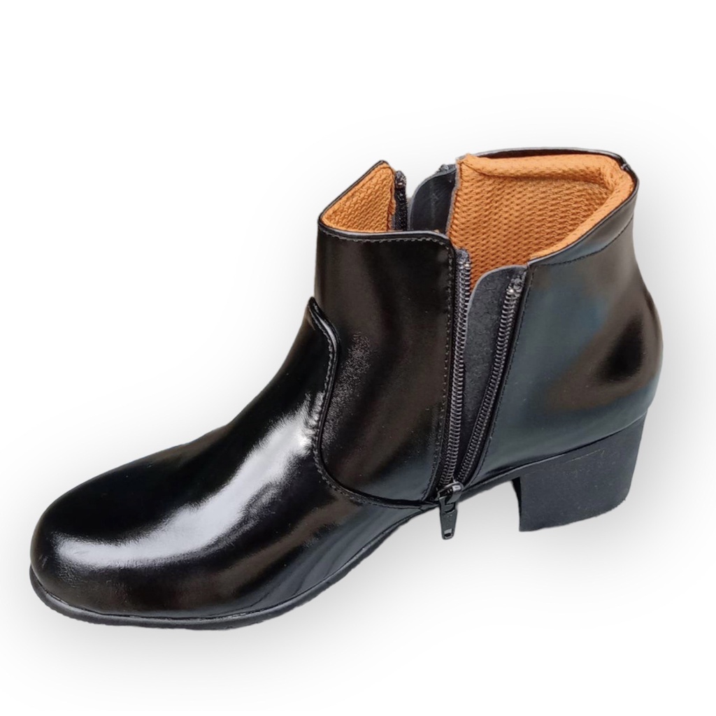 CHEN DIAMOND รองเท้าหนังแท้ 100% รองเท้าหนังทรงคัชชูแบบมีซิป สำหรับผู้หญิง ส้นสูง1.5 นิ้ว สีดำ ไซส์ 36-41