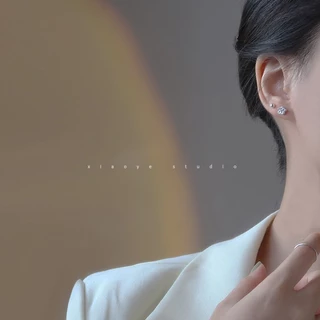 ต่างหูสตั๊ด เงิน S925 จี้รูปกลีบดอกไม้ ประดับคริสตัล เรียบง่าย เครื่องประดับ สําหรับผู้หญิง