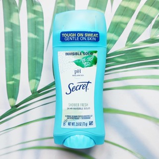 ซีเครท โรลออนสติ๊ก สำหรับผู้หญิง pH Balanced Invisible Solid Antiperspirant Deodorant, Shower Fresh 73g (Secret®)