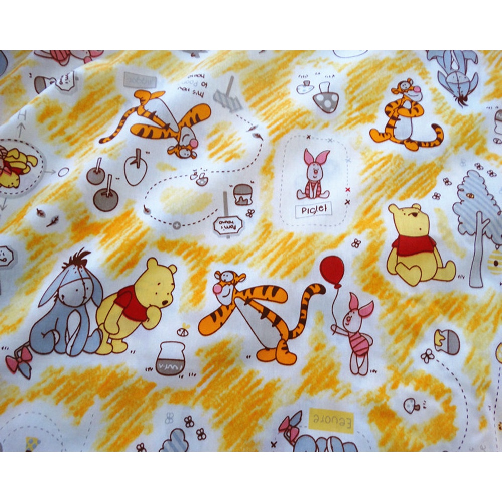 ผ้าเมตร ผ้าคอตตอน Winnie the Pooh สินค้าพร้อมส่ง