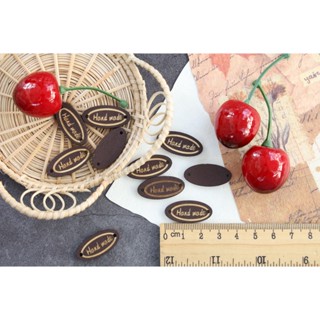 ป้ายไม้ Handmade จำนวน 10 ชิ้น รูปวงรี สีน้ำตาลเข้ม ขนาดเล็ก 2.7 x 1.3 cm (รหัส ncc0002)