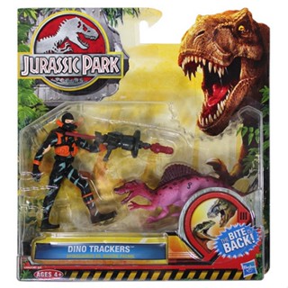 Hasbro Jurassic Park (โมเดลไดโนเสาร์) ไดโนเสาร์ + นักล่านักดําน้ํา (นักติดตามไดโนเสาร์)