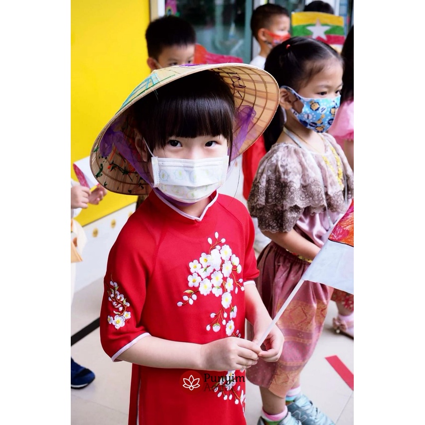 🇻🇳🇻🇳 ชุดเวียดนามเด็กหญิงงานปักลาย พร้อมส่ง (ครบเซ็ตพร้อมหมวก) ชุดอ๋าวหญ่ายอาเซียนเด็ก ชุดอาเซียนเวียดนามเด็กพร้อมส่ง