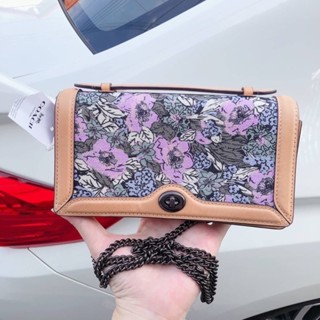 RILEY CHAIN CLUTCH WITH HERITAGE FLORAL PRINT (COACH 89395)