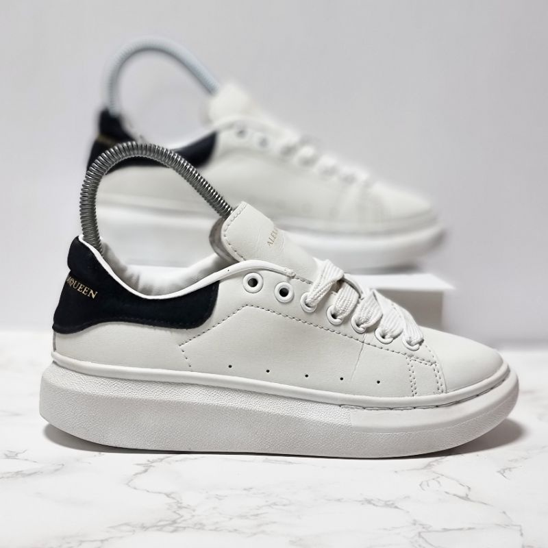 รองเท้ามือสอง แบรนด์แท้ Alexander Mcqueen/Size 37-23