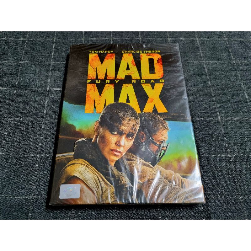 DVD  ภาพยนตร์แอ็คชั่นไล่ล่าสุดมันส์ระห่ำ "Mad Max: Fury Road / แมด แม็กซ์: ถนนโลกันตร์" (2015)
