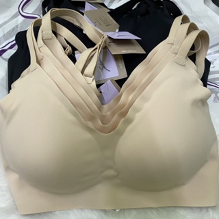 Sabina SBXK122 soft collection bra ซาบีน่าไร้โครง นุ่ม ราคาส่ง ปกติ990บาท seamless ทรงตะขอหลัง ใส่ดีมาก