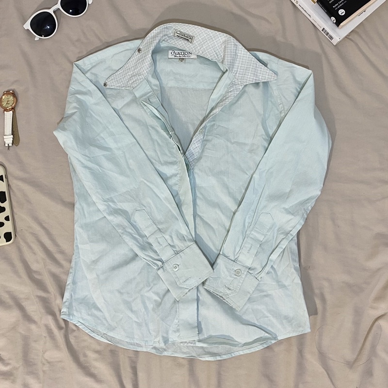 เชิ้ตเขียวออกฟ้าๆ ovation