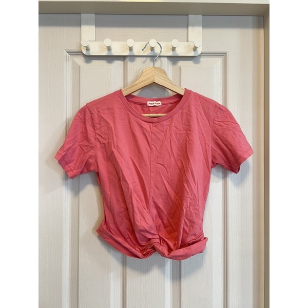 Used : เสื้อยืดครอปมัดเอว ของ Pokee Pekoo ไซส์ M สภาพดี ใช้ 1-2 ครั้ง