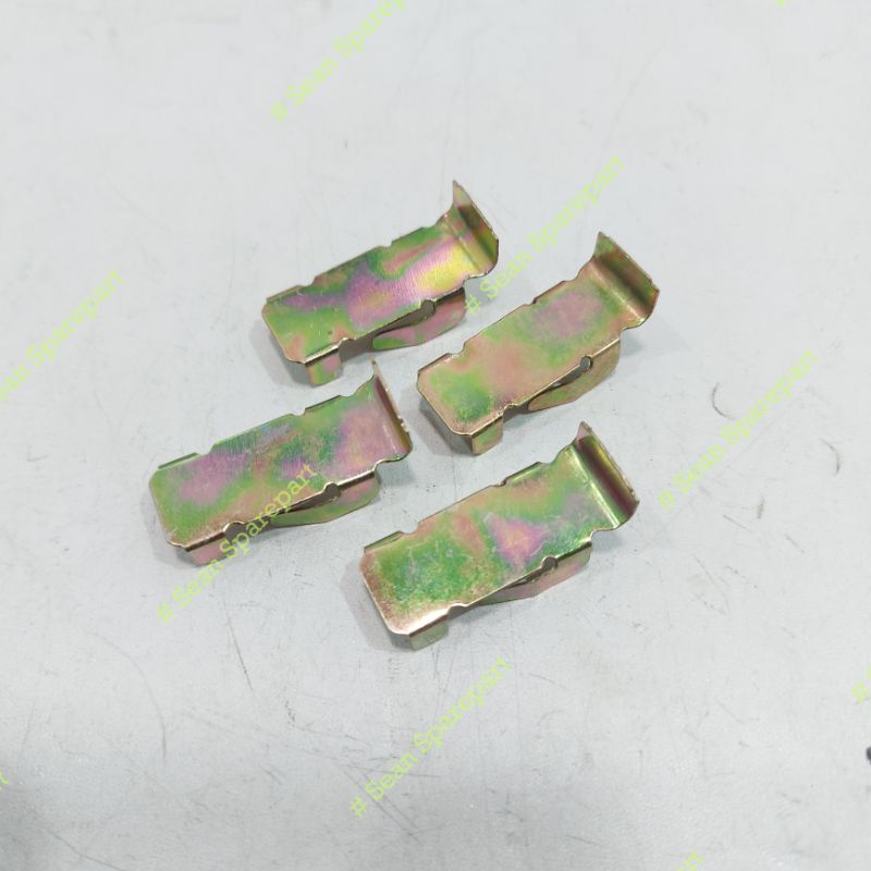 ผ้าเบรค Spring Plate Clip Daihatsu Zebra S89 Espass S91 S92 S93 Charade G102 Classy Winner