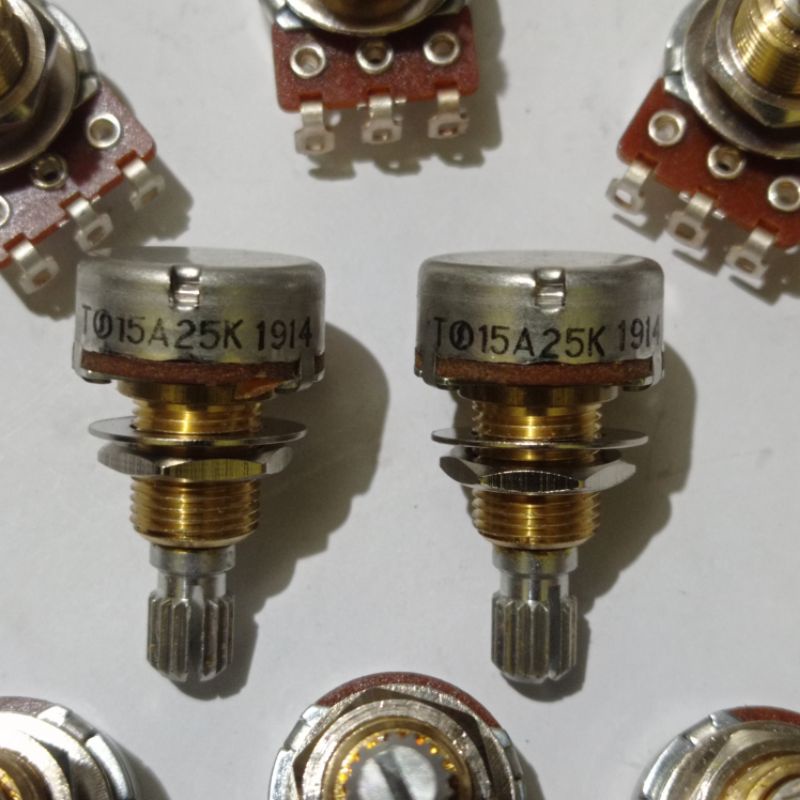 Original EMG Active Pickup Potentiometer 25K Gold ยี่ห้อถึงรอบ