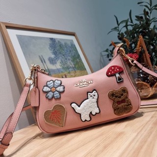 COACH CA420 TERI SHOULDER BAG WITH CREATURE PATCHES