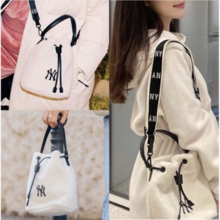 🔆พร้อมส่ง🔆 MLB BASIC SMALL LOGO FLEECH BUCKET BAG