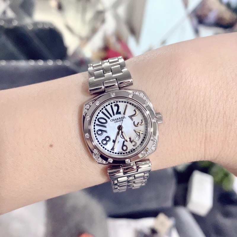 used like new Charriol watch ข้อมือ 16 cm ตัดข้อได้ค่ะ