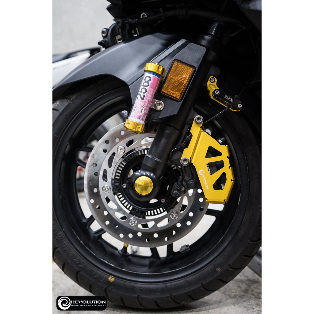 504.การ์ดปั้มดิสหน้าล่าง มีเนียม 2D ตรงรุ่น ADV-350, FORZA-350 แบรนด์ REVOLUTION