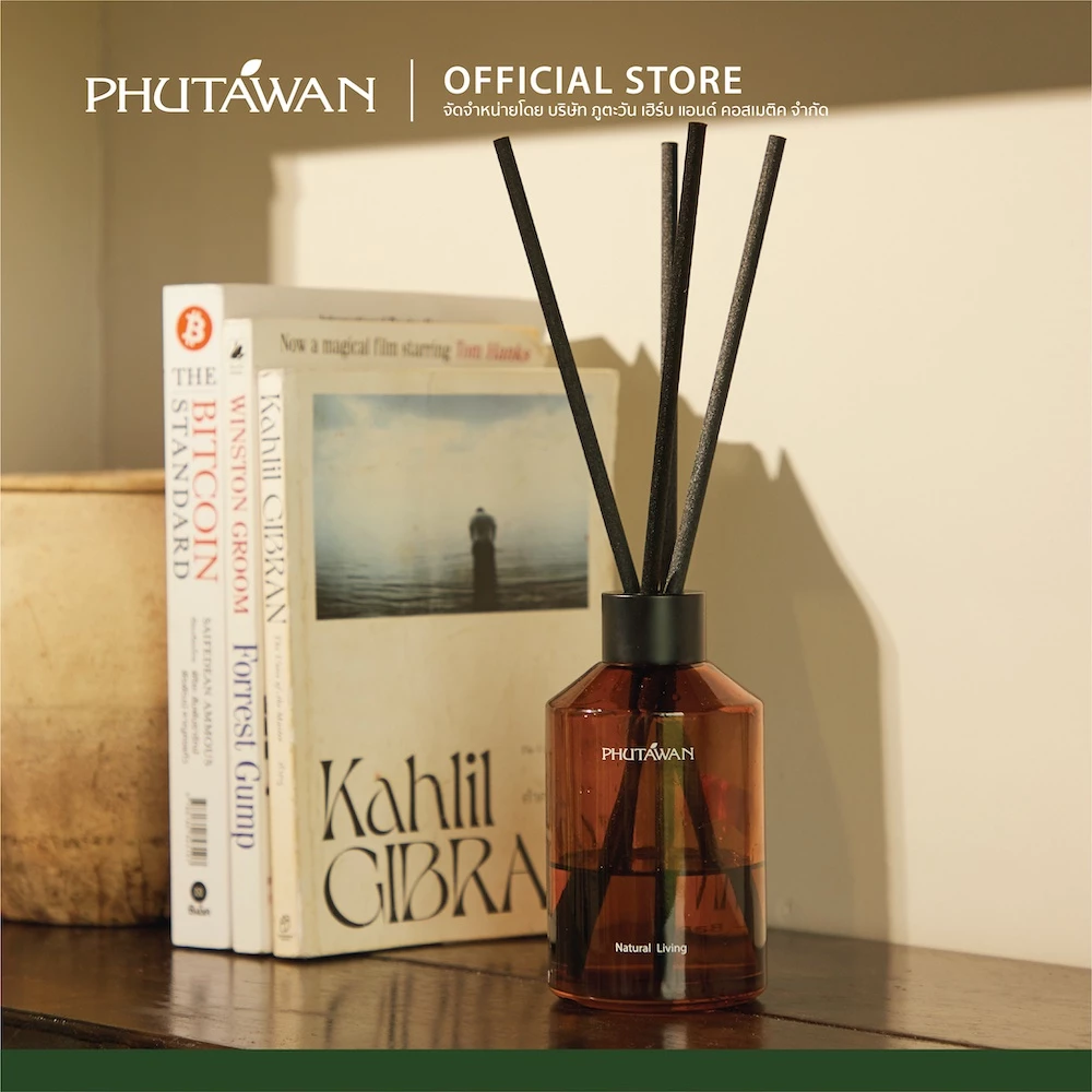 Phutawan ก้านไม้หอมปรับอากาศรุ่นพรีเมี่ยม ส่วนผสมจากน้ำมันหอมระเหยเบลนด์อย่างลงตัว ขนาด 200 ml