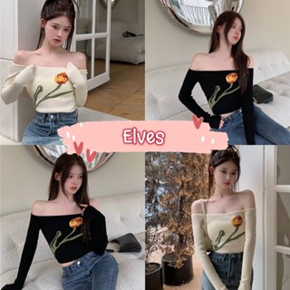 Elves✨พร้อมส่ง✨ เสื้อไหมพรมเปิดไหล่ ผ้าร่อง ดีเทลลายดอกทิวลิปน่ารักมาก ~98116~