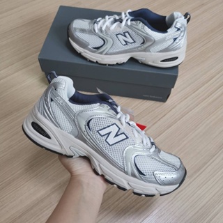 &lt;พร้อมส่ง รายการนี้รบกวนเช็คสินค้ากับแม่ค้าค่ะ&gt;New Balance สุดฮิต สีเทาเงิน Code : MR530KA