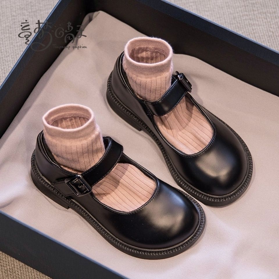 Kids รองเท้าหนัง PU สีดํา พื้นนุ่ม ลื่น รองเท้านักเรียนที่สะดวกสบาย Performance & สวมใส่ทุกวัน รีวิวดีมาก