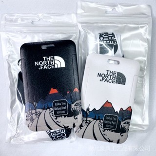 The North Face สายคล้องบัตร แบบสไลด์ สีดํา สีขาว เครื่องประดับแฟชั่น