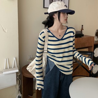 เสื้อยืด คอวี ลายทาง สไตล์เกาหลี สําหรับผู้หญิง