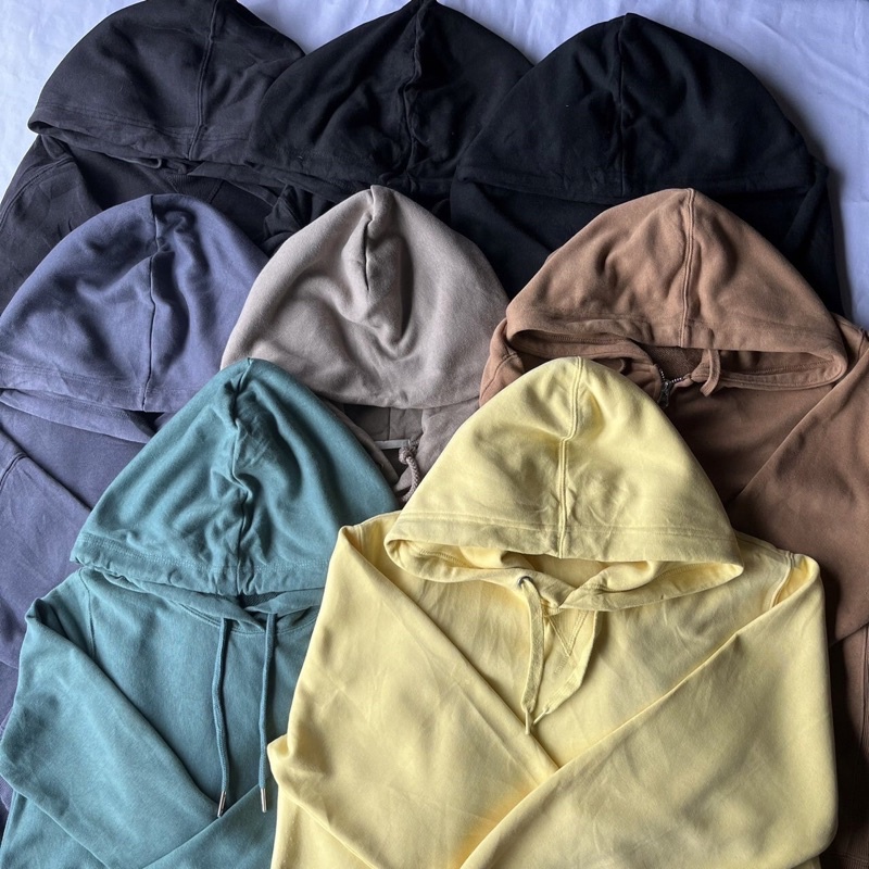 ลงเพิ่ม 23/11/66 เสื้อกันหนาว เสื้อสเวตเตอร์ฮู้ดมือสอง เสื้อยาวกันแดด  uniqlo mickey nike adidas gu 