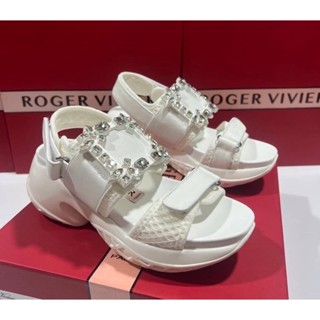 Roger vivier สีขาว พร้อมส่ง