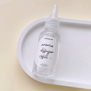 melting me : Refill Aroma diffuser 30 ml. น้ำหอมแบบรีฟิล สำหรับ ก้านไม้หอม ปูนหอม น้ำหอมปรับอาการในรถ (16 กลิ่น)