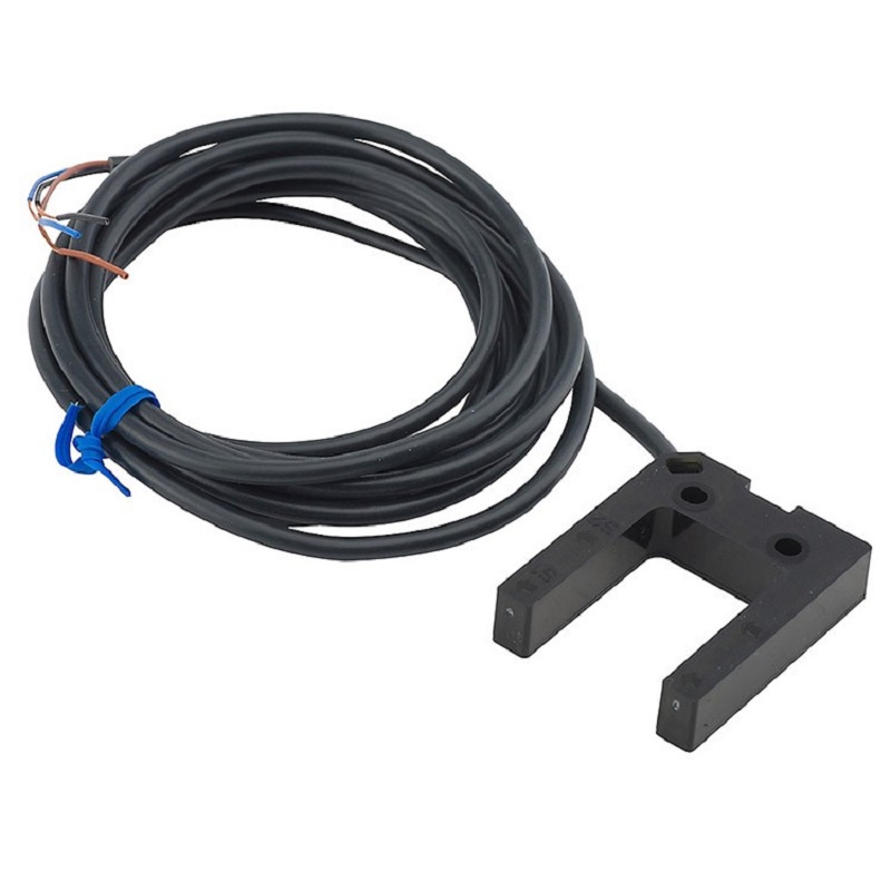 YTH Omron โฟโตอิเล็กทริคเซนเซอร์ Slit-type Throughbeam E3Z-G81 E3Z-G62 E3Z-G82 E3Z-G61-M3J E3Z-G81J