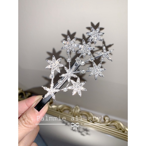 🌼 กิ๊บติดผมเพชร เป็นกิ๊บปากเป็ด ดาวพลุเป็นแบบกิ่งไม้ สีเงิน ใส่ 2 ข้างก็สวยจ้า