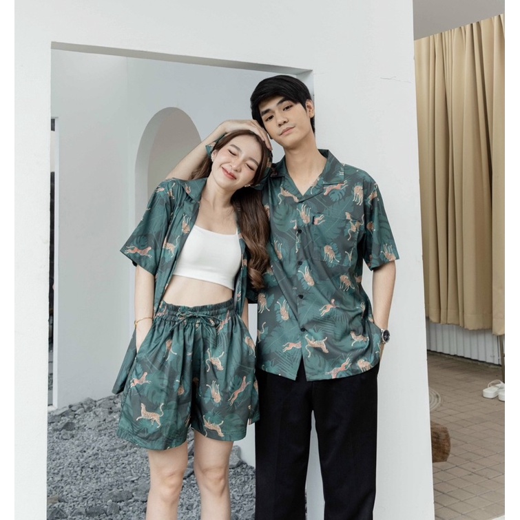 ใช้โค้ด 30% เชิ้ตเหลือตัวละ 245.- พร้อมส่ง!! Minimal Set เชิ้ตแขนสั้น กางเกง Tyga Set