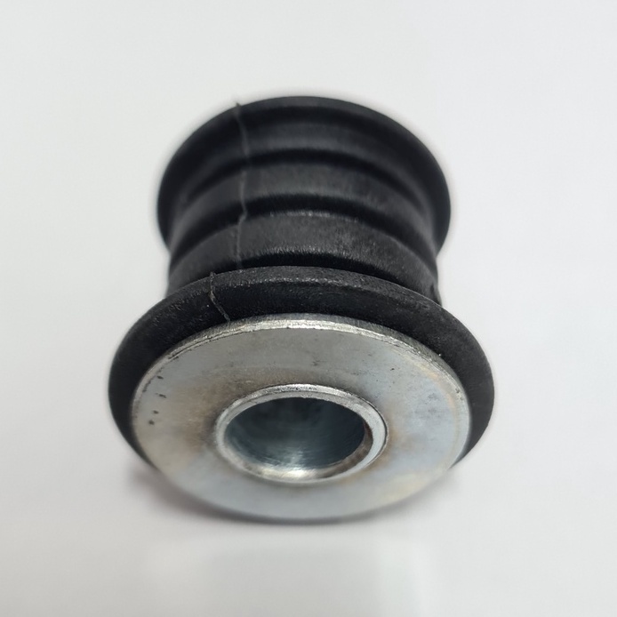 YAMAHA LC135 SRL110 LAGENDA110 FOOTREST BRACKET BUSH RUBBER EXHAUST BUSH BELAKANG