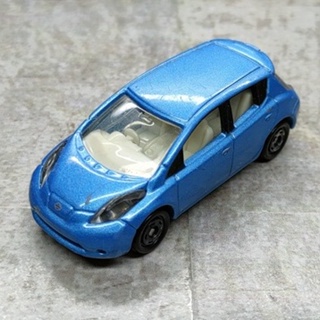 Tomica โมเดลรถเหล็กโทมิก้า Nissan LEAF