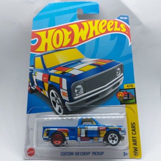 รถเหล็ก Hotwheels CUSTOM 69 CHEVY PICKUP สีน้ำเงิน (ib37)