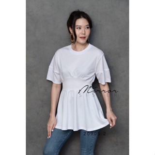 SKöN BLoUSE•• เสื้อเบสิคใส่ง่ายแต่..เก๋ ใส่แล้วดูเอวเล็กลง..จริง!!!  คอกลมแขนสั้นดีเทลปัง โดดเด่นทุกจุด