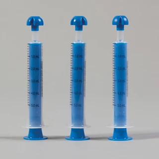 ไซริงค์ป้อนอาหาร / ยา หลากสีแบบใช้ซ้ำได้ พร้อมฝาครอบ Colored Reusable Oral Syringes with Tip Cap จากอเมริกา ราคาต่อชิ้น
