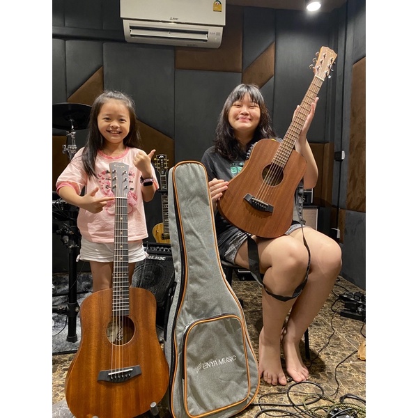 กีต้าร์โปร่งไฟฟ้า enya eb-01eq  mini ขนาด 34นิ้ว เล่นได้ทั้ง เด็ก ผู้หญิง ผู้ชาย และผู้ใหญ่ พกง่าย โ