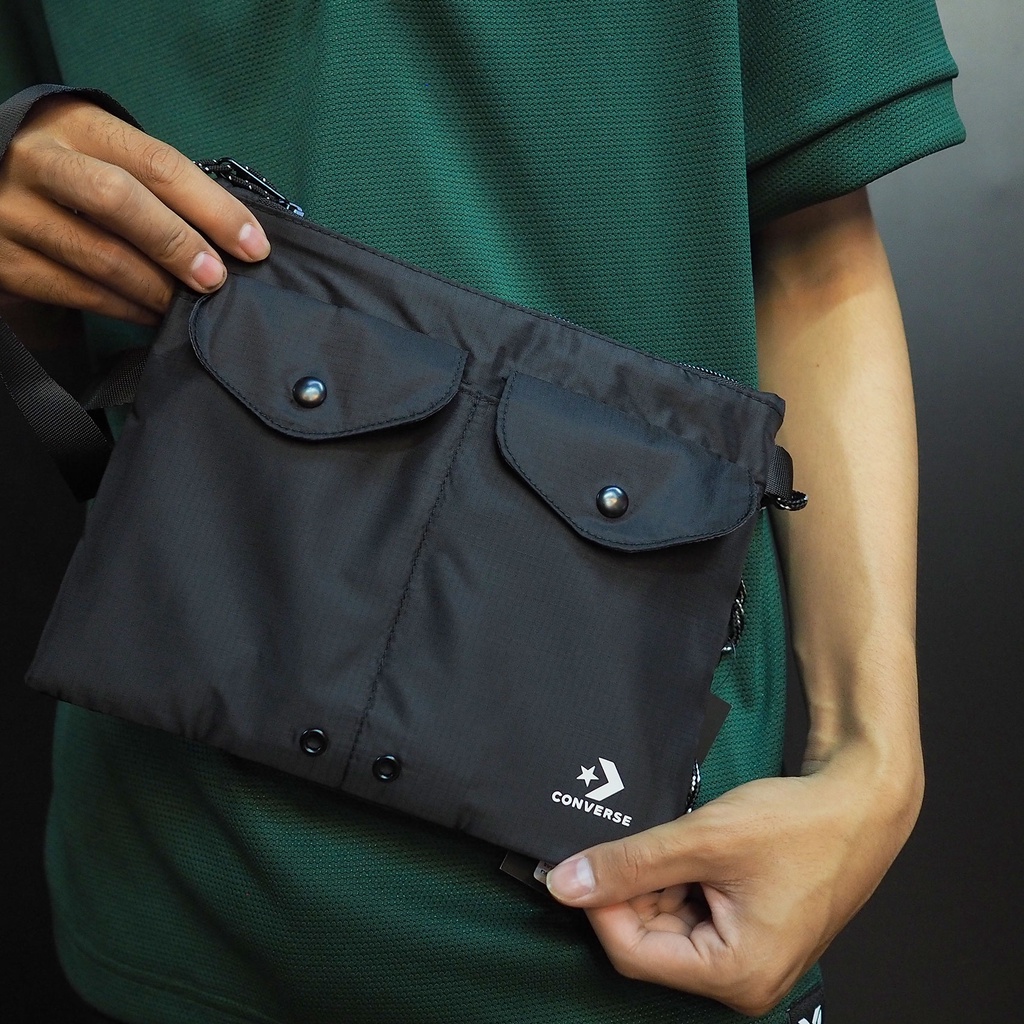 Converse Sling Pocket Mini Bag กระเป๋าสะพายข้าง